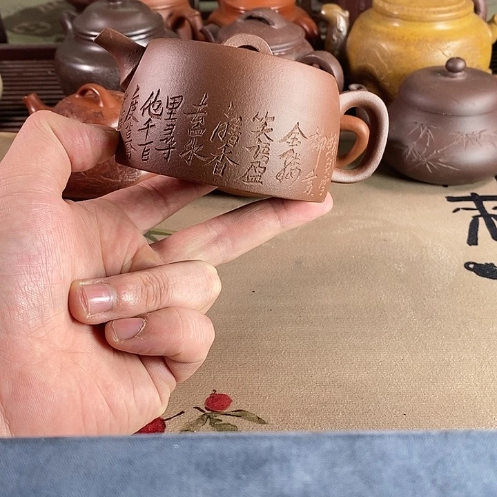 茶壶段泥紫砂的微瑕