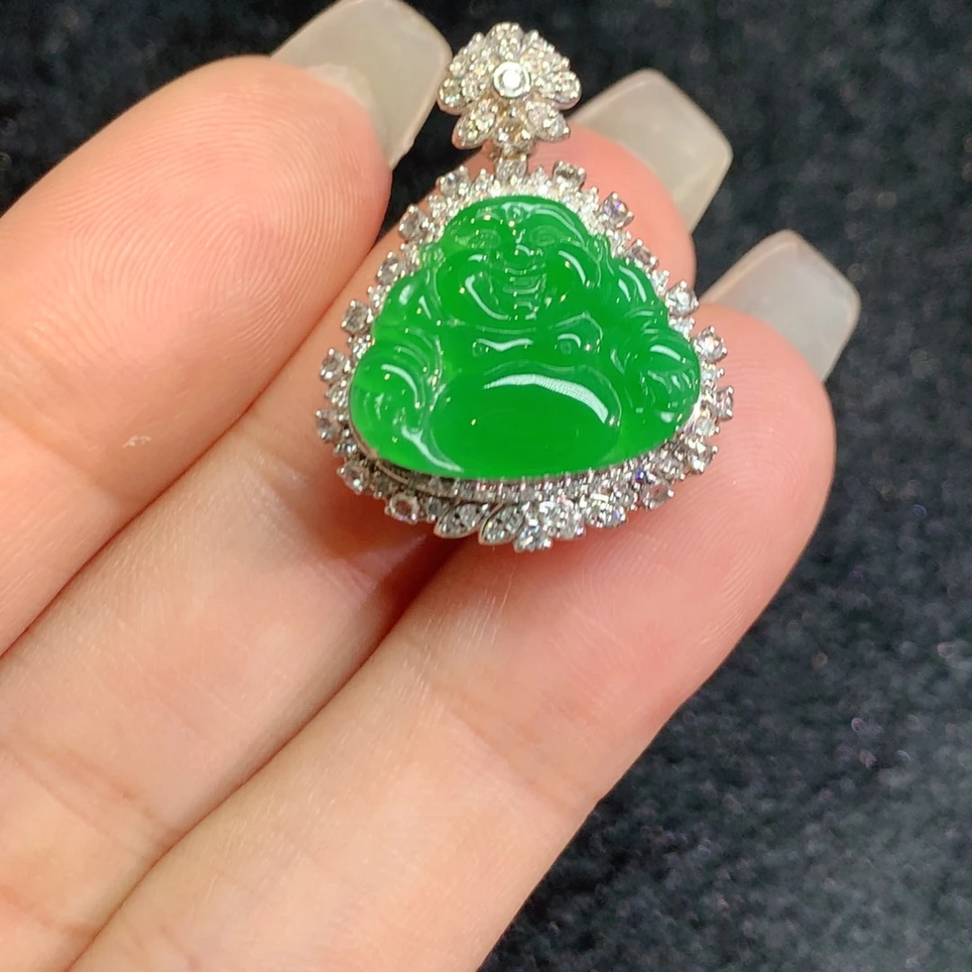 翡翠18K金镶嵌颈饰