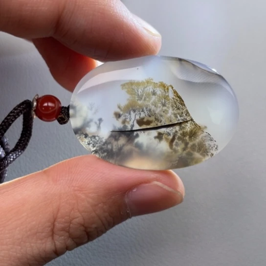 玛瑙/玉髓颈饰未镶嵌秭****务