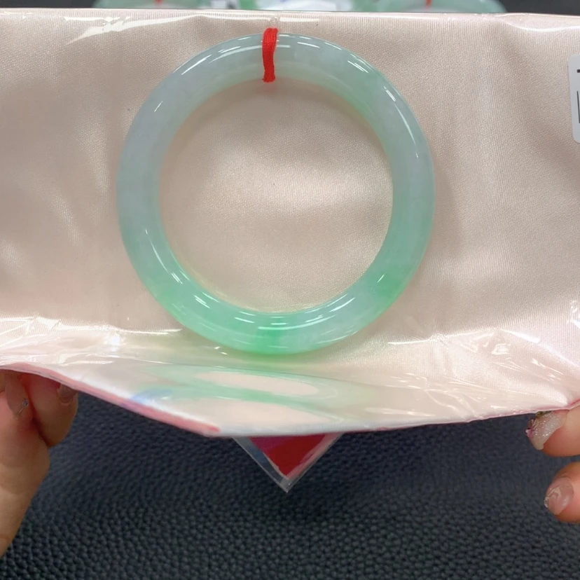 【闪购商品】翡翠手镯未镶嵌翡翠
