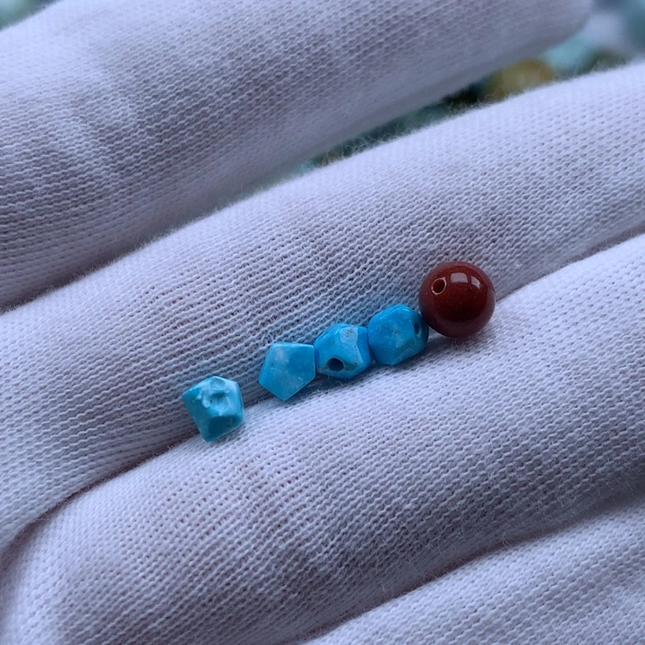 未镶嵌南红玛瑙珠宝奇石