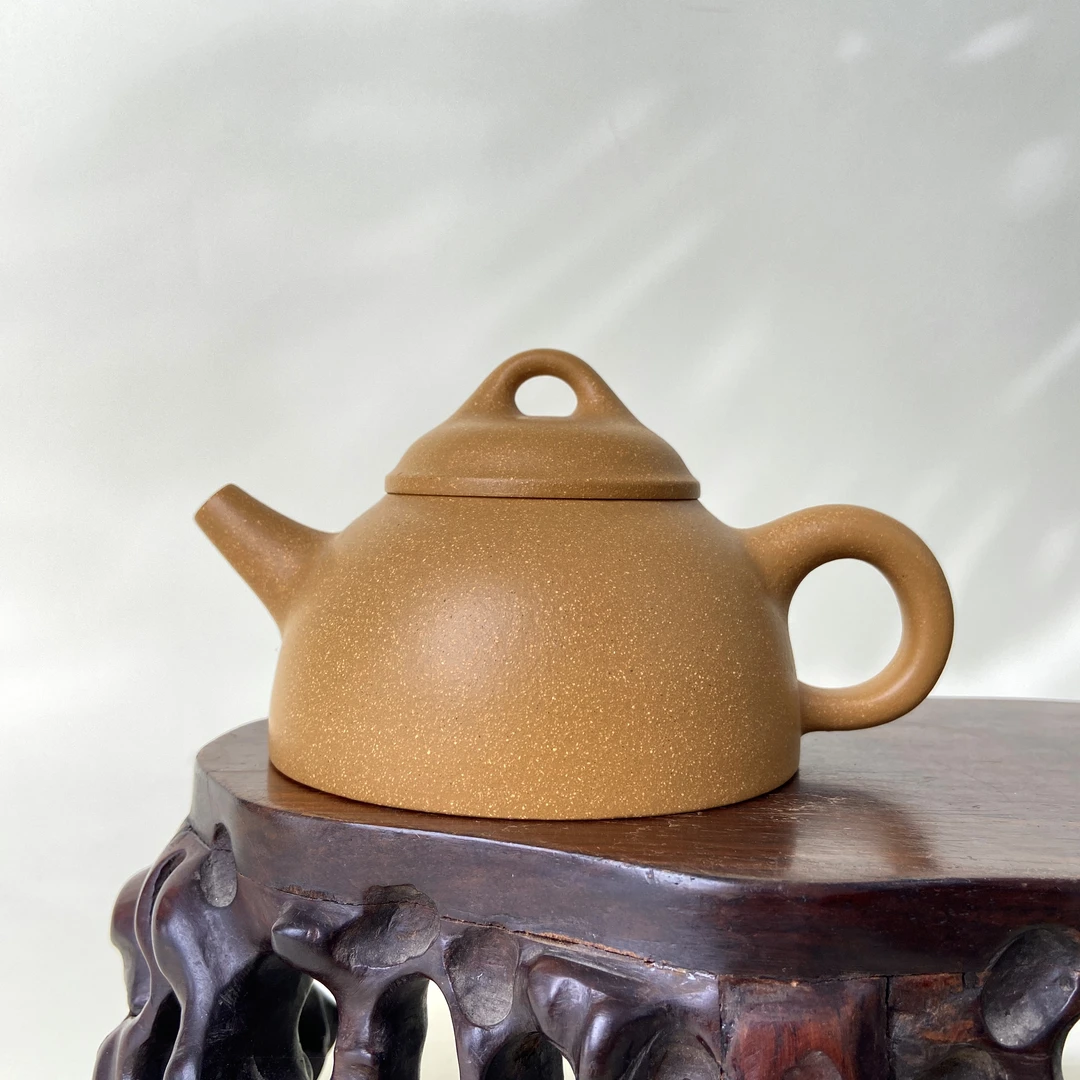 宜兴手工紫砂陶 （高工）茶壶GS4188-1