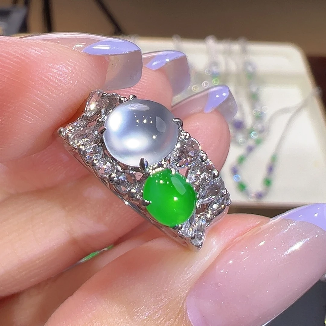 翡翠18K金镶嵌戒指翡翠