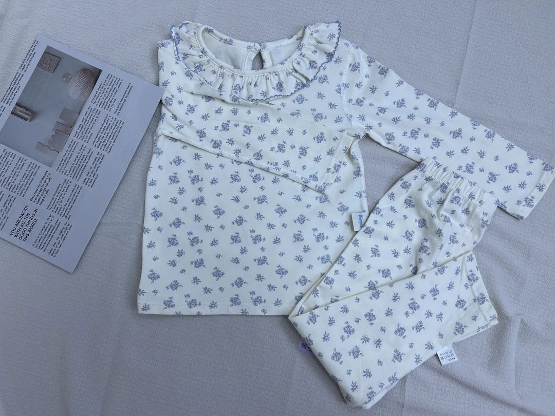 2025秋季新款女童居家套装蓝色碎花荷叶边家居服睡衣