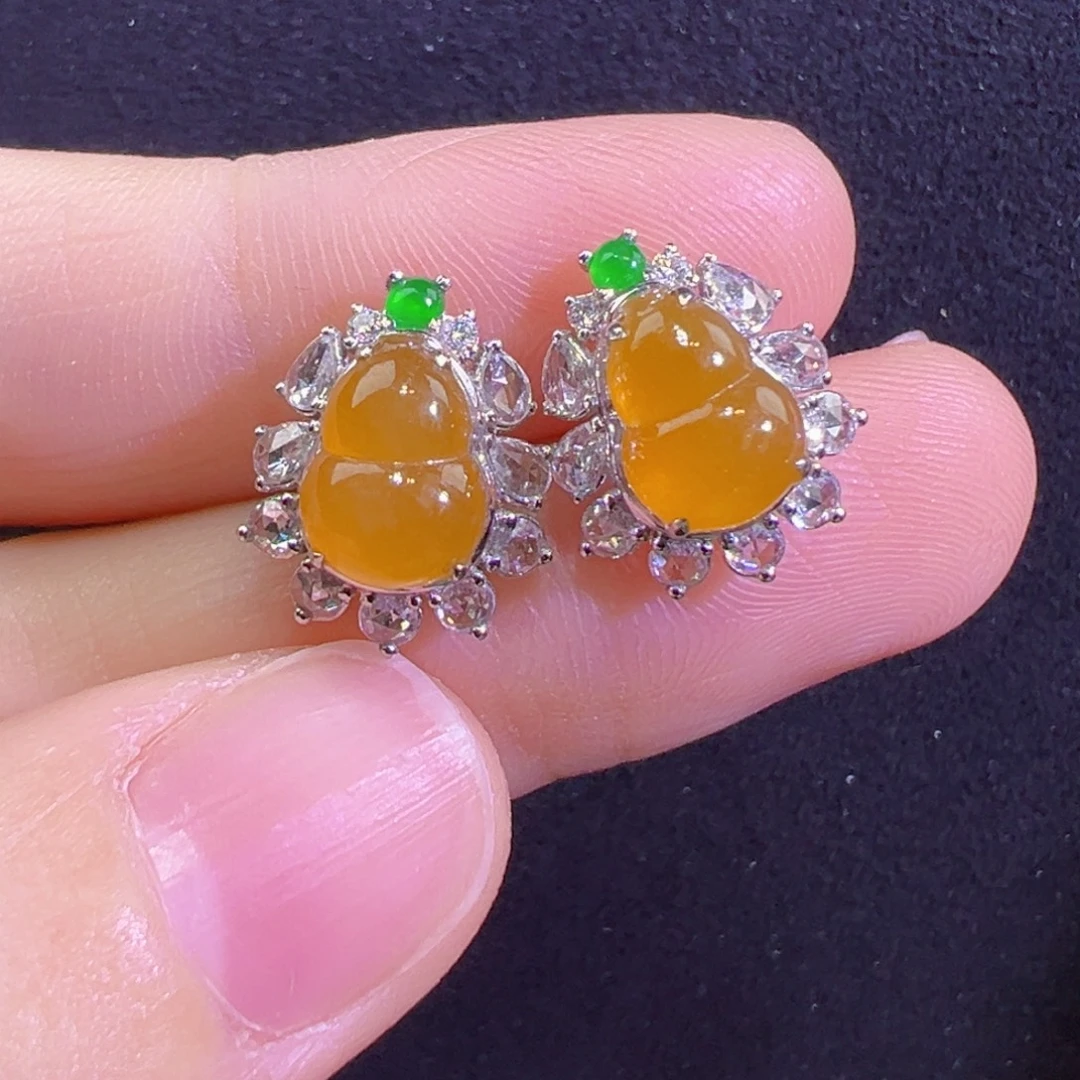 翡翠18K金镶嵌耳饰耳钉