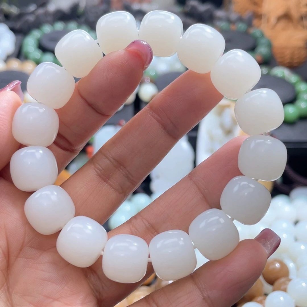 和田玉手串未镶嵌