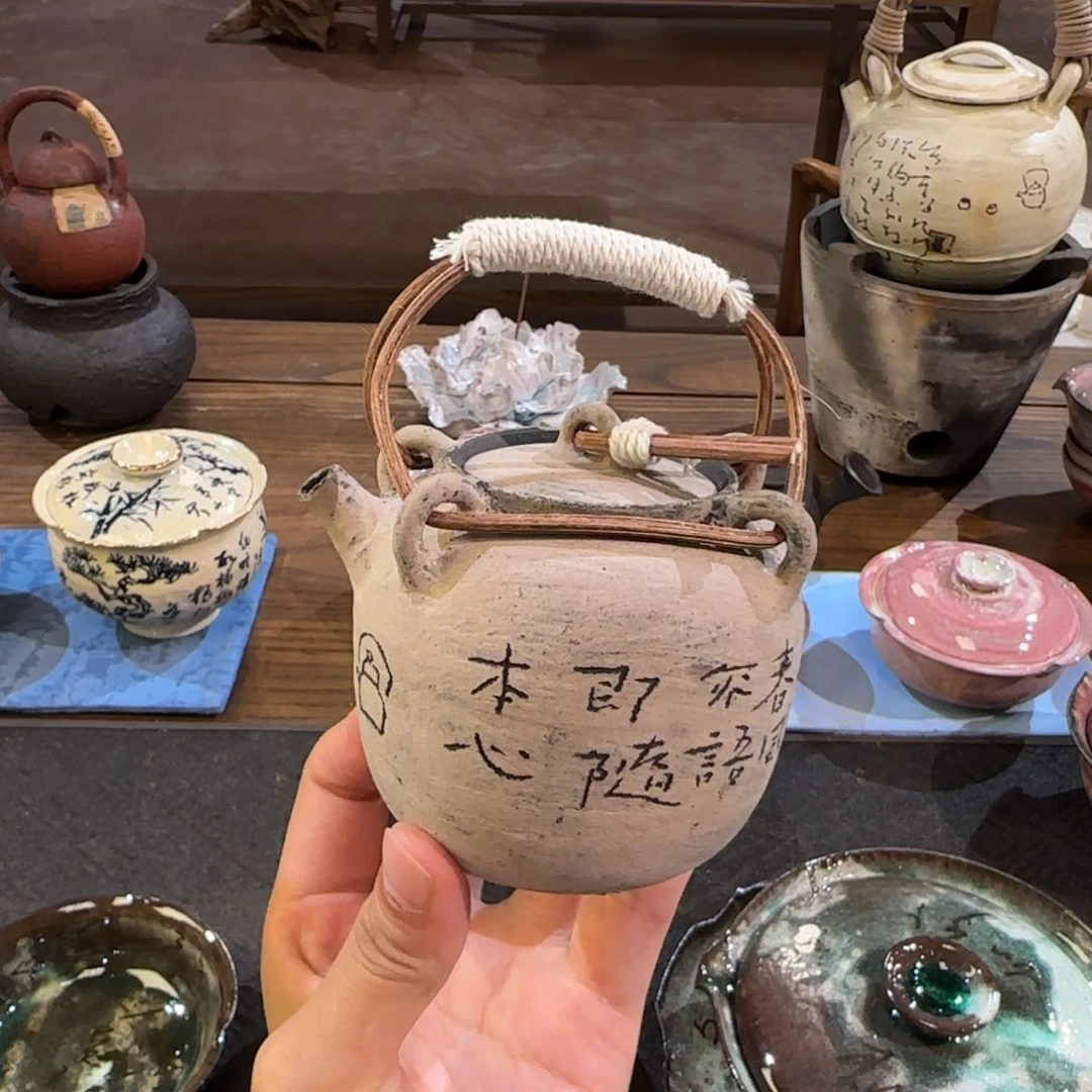 景德镇手作器皿了