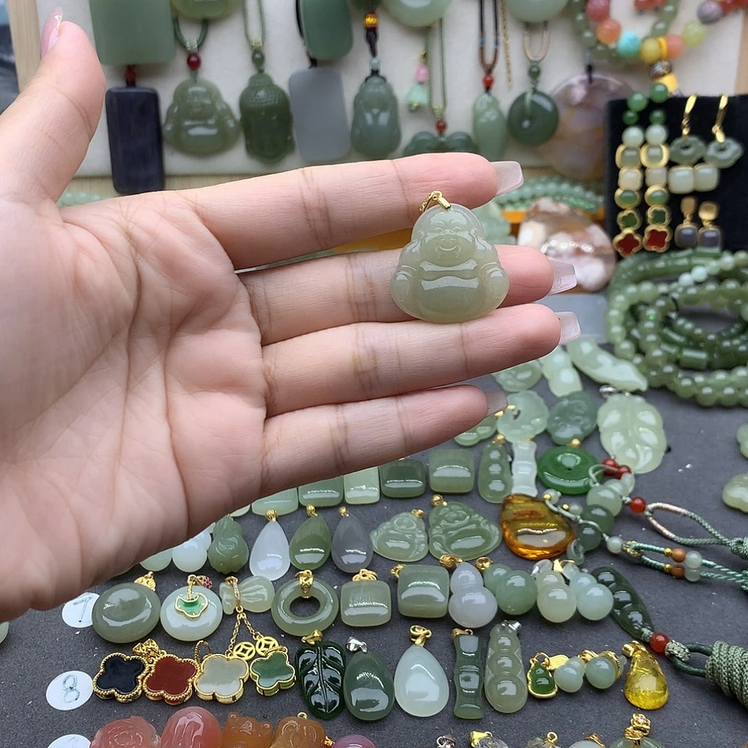 和田玉未镶嵌吊坠(不含链)