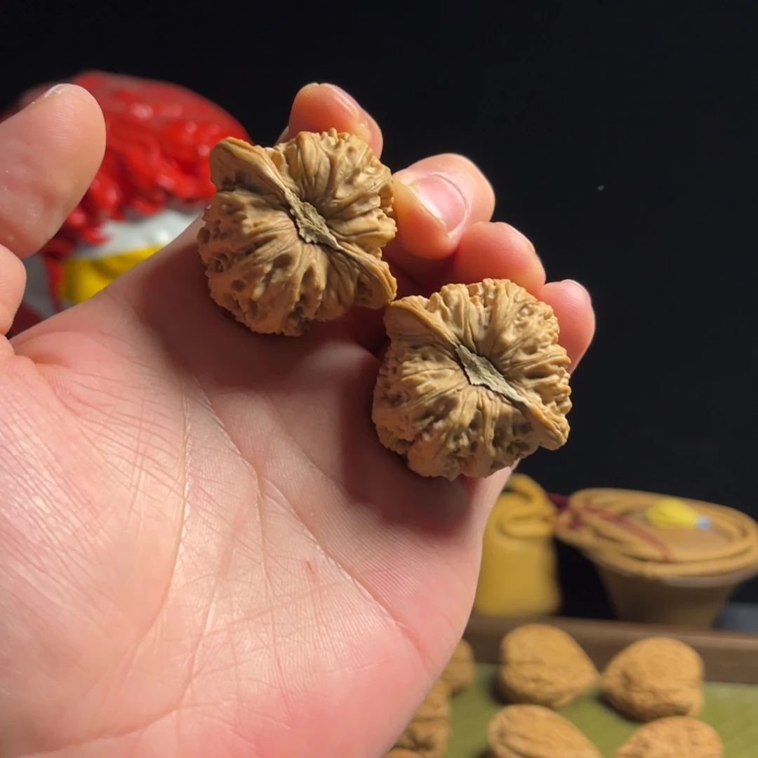 文玩核桃吊坠40密纹