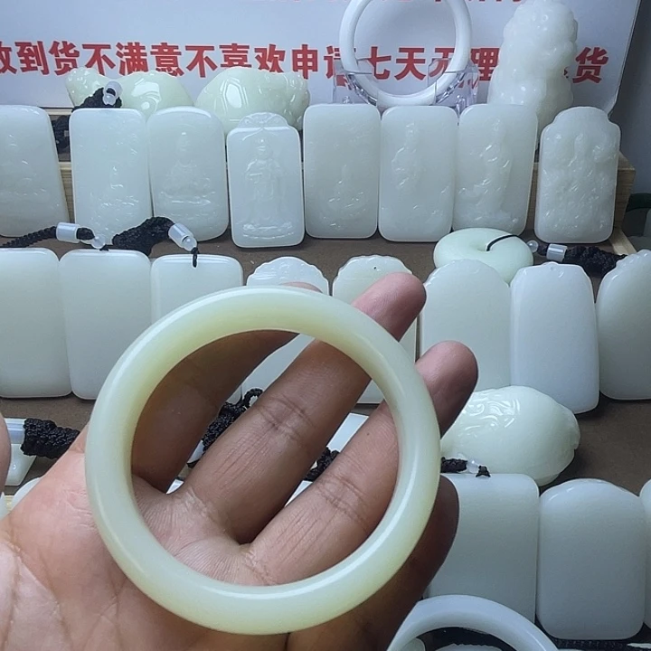 周***周手镯59577777777887