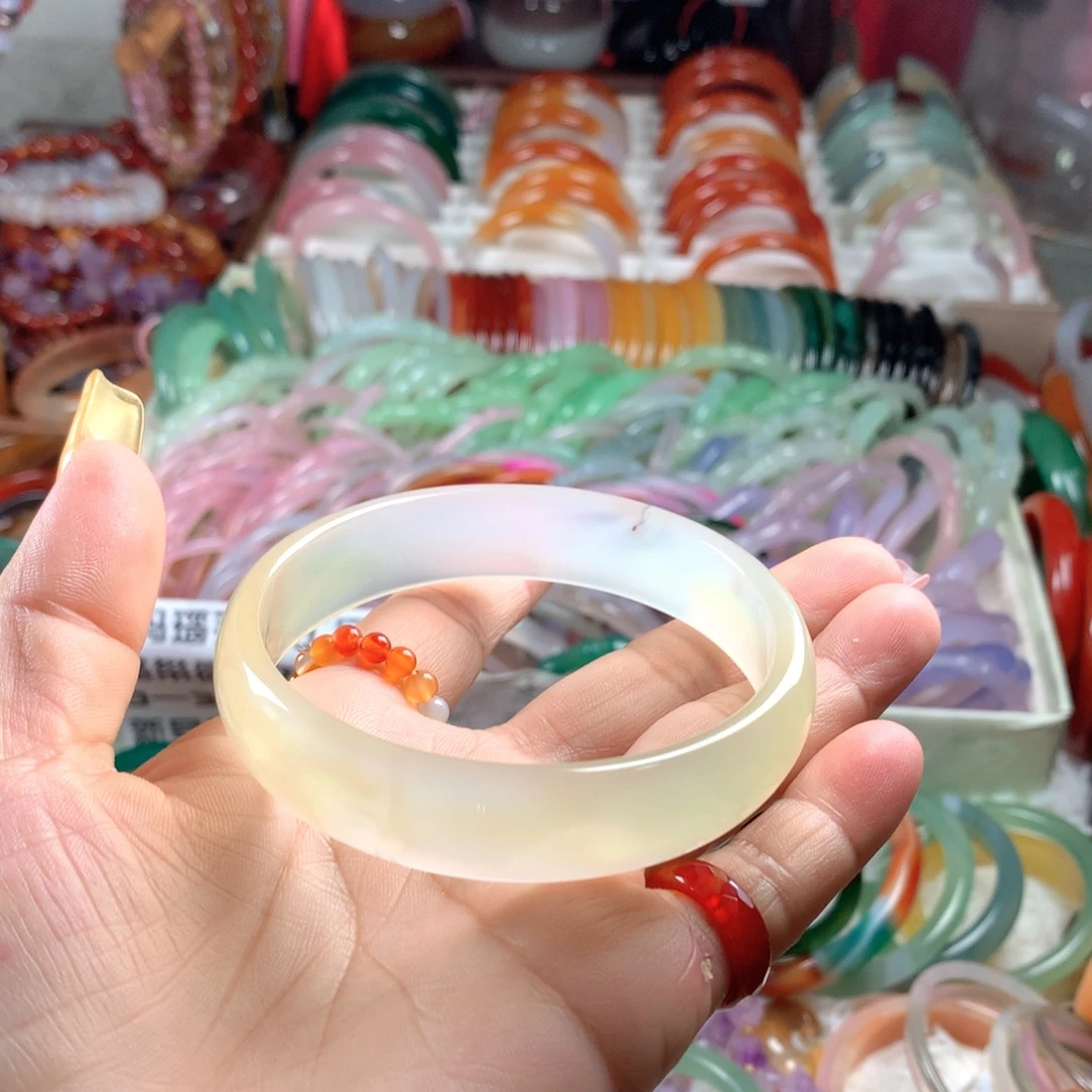 玛瑙/玉髓未镶嵌手镯