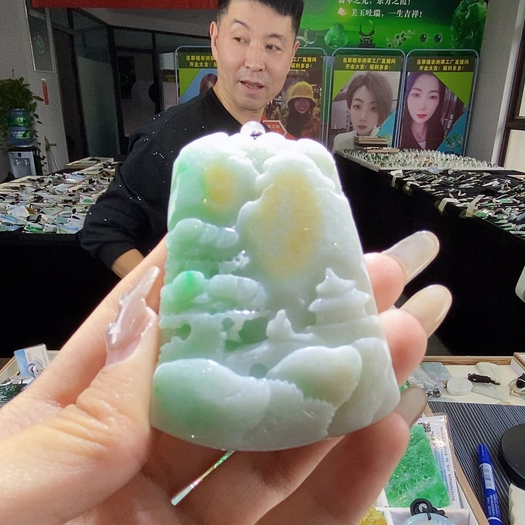 颈饰未镶嵌翡翠翡翠