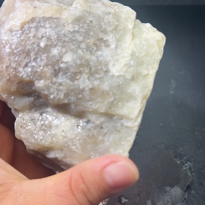 和田玉（糖玉）未镶嵌车挂