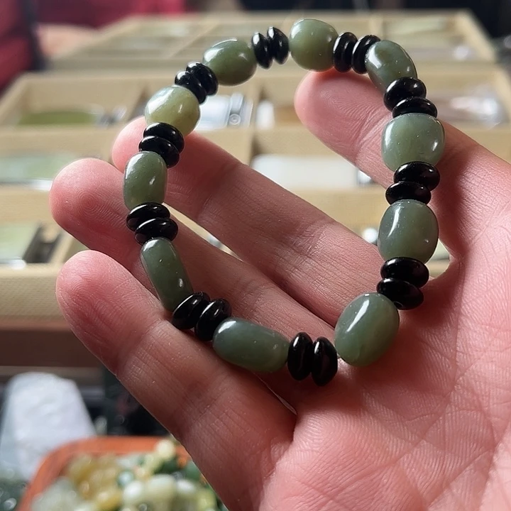 和田玉未镶嵌珠宝半成品