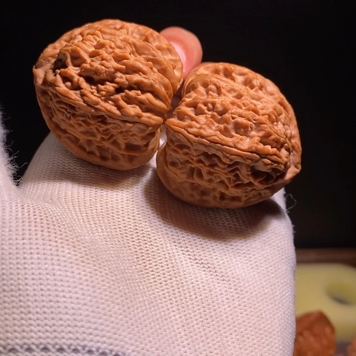 吊坠文玩核桃全品40三角白