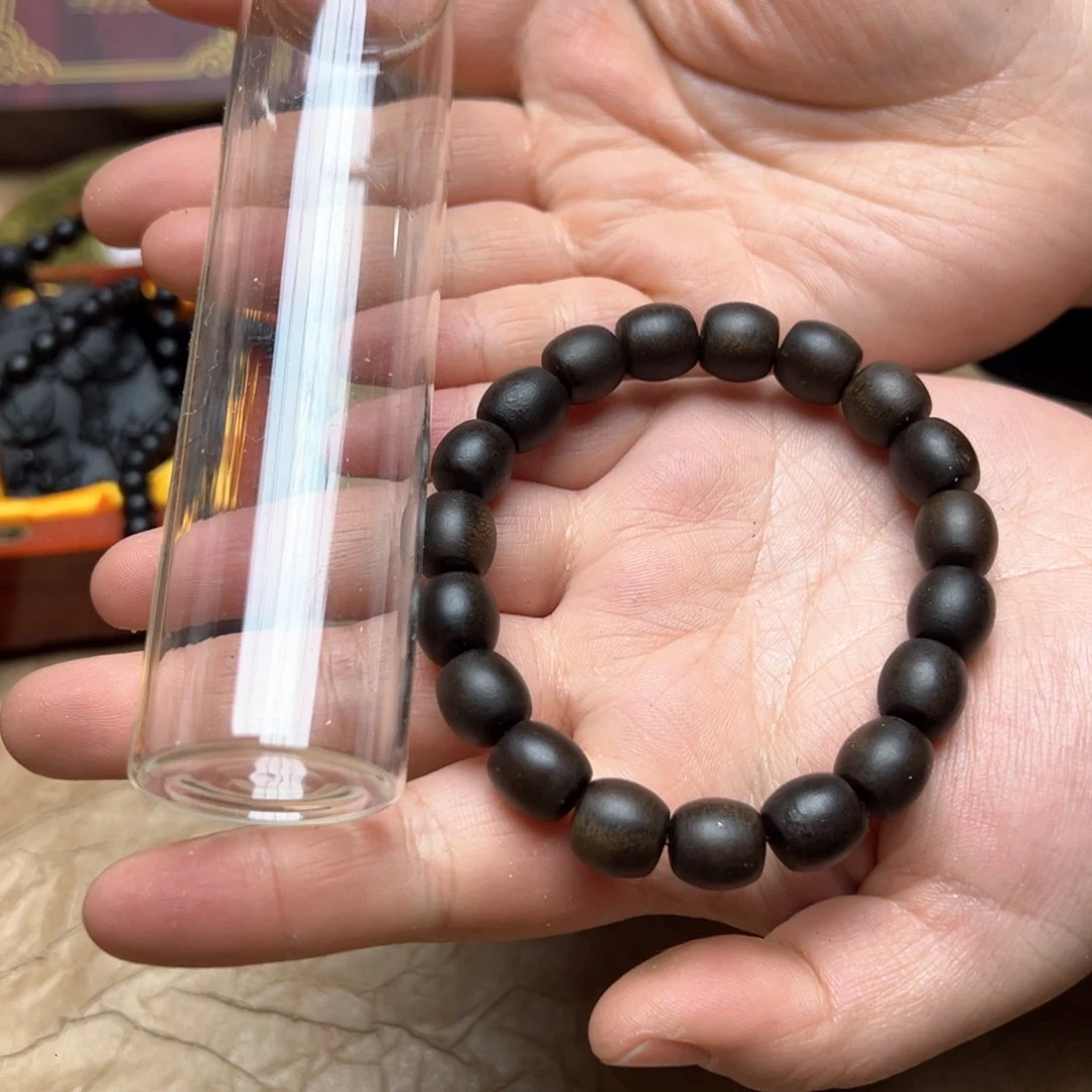 大叶紫檀（黑酸枝木类）