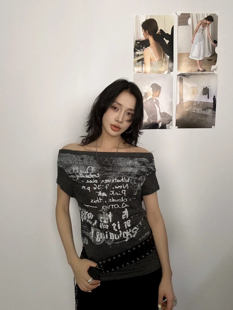 S.X 2025春夏新款个性露肩字母印花短袖