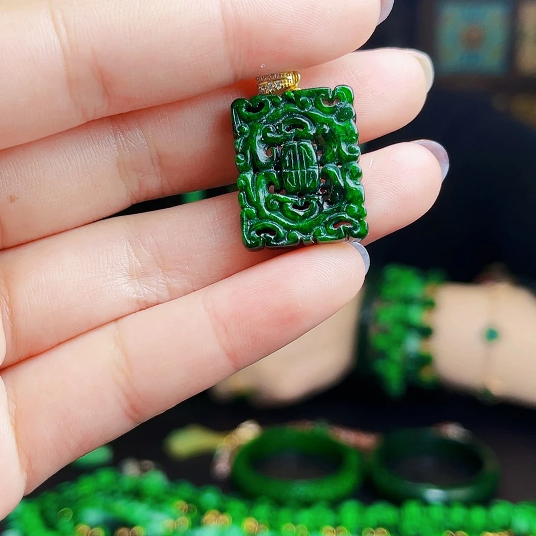 颈饰银S925镶嵌翡翠多样性