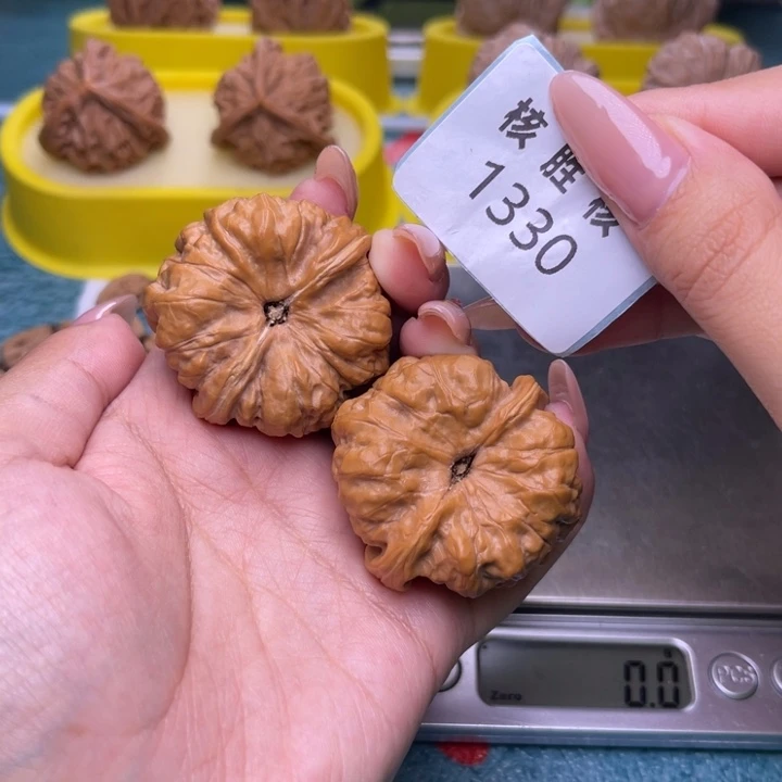 把件文玩核桃蛤蟆头40.1330
