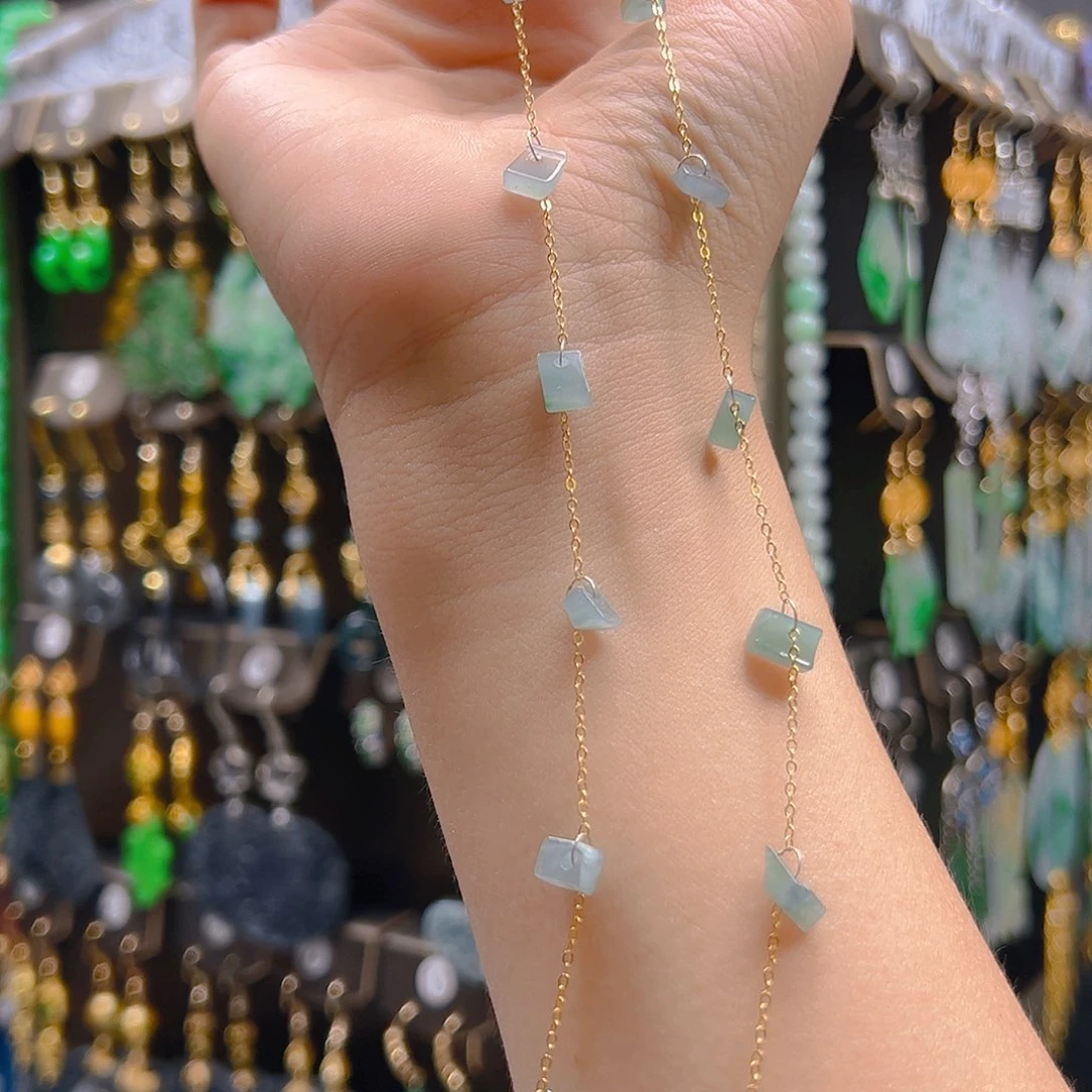 未镶嵌翡翠耳饰翡翠