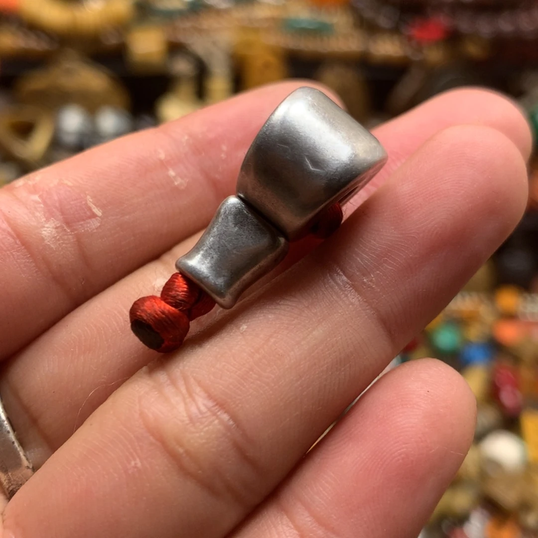 泥塑娘啦擦擦骰子