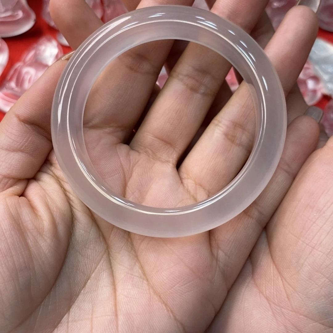 平***遂石英质玉未镶嵌吊坠