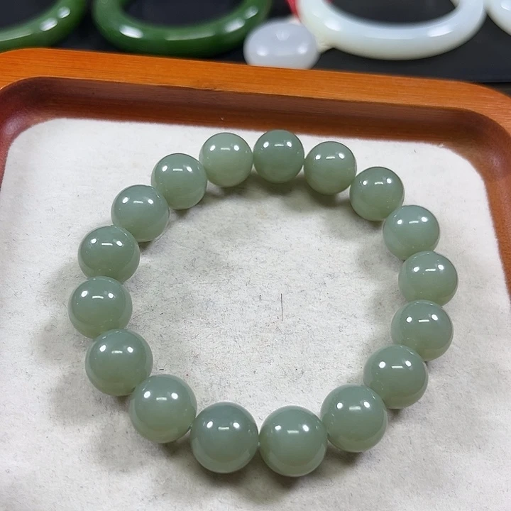 未镶嵌手链和田玉