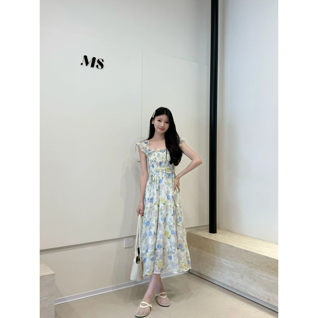 法式小飞袖碎花吊带连衣裙收腰显瘦甜美减龄2025夏新款