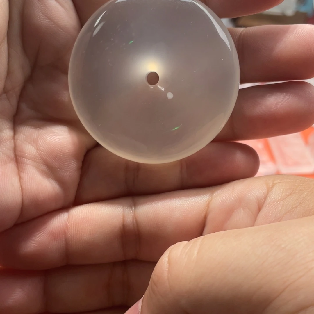 小***衮石英质玉未镶嵌平安扣