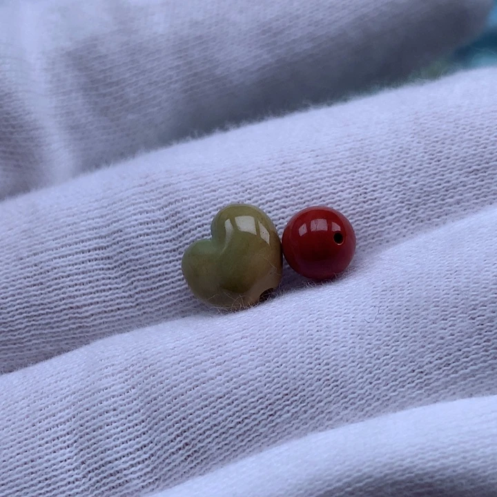 未镶嵌南红玛瑙珠宝奇石
