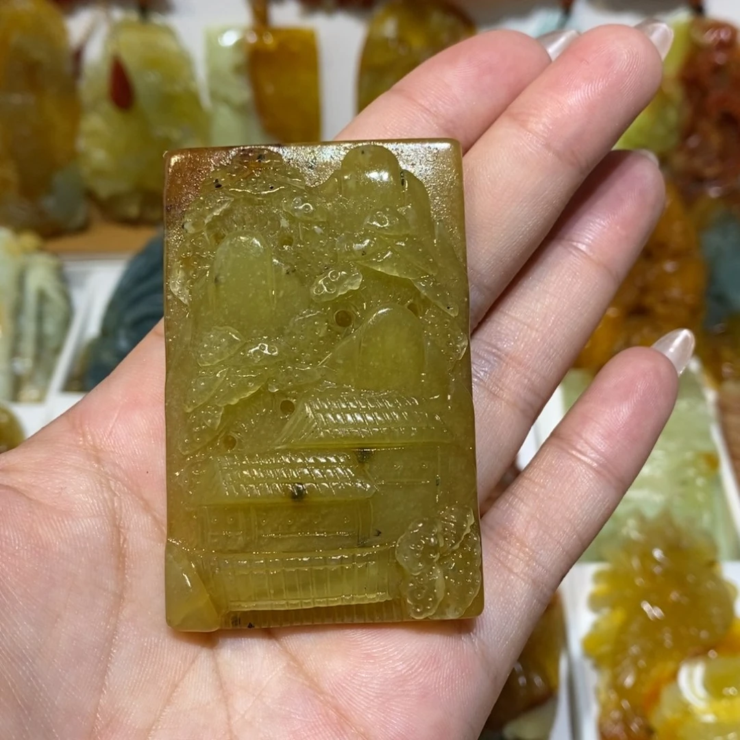 蛇纹石玉未镶嵌颈饰