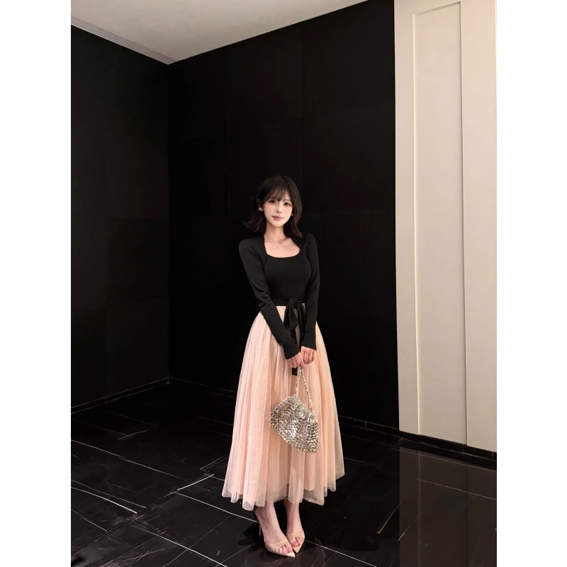 法式温柔风时髦拼接连衣裙女装秋冬季新款气质显瘦坎肩撞色长裙子