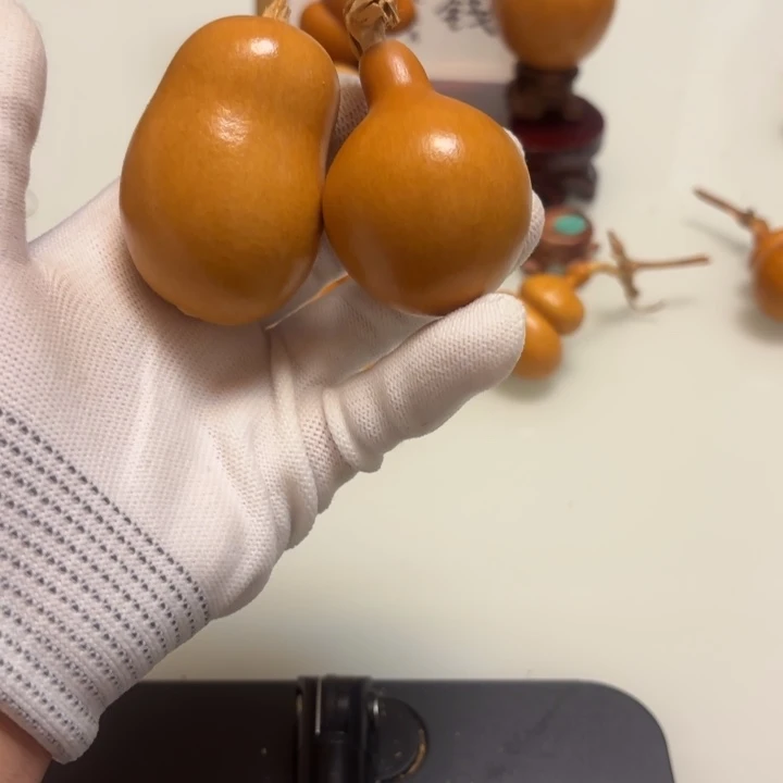 燕***Ꮆ天然手捻老皮葫芦