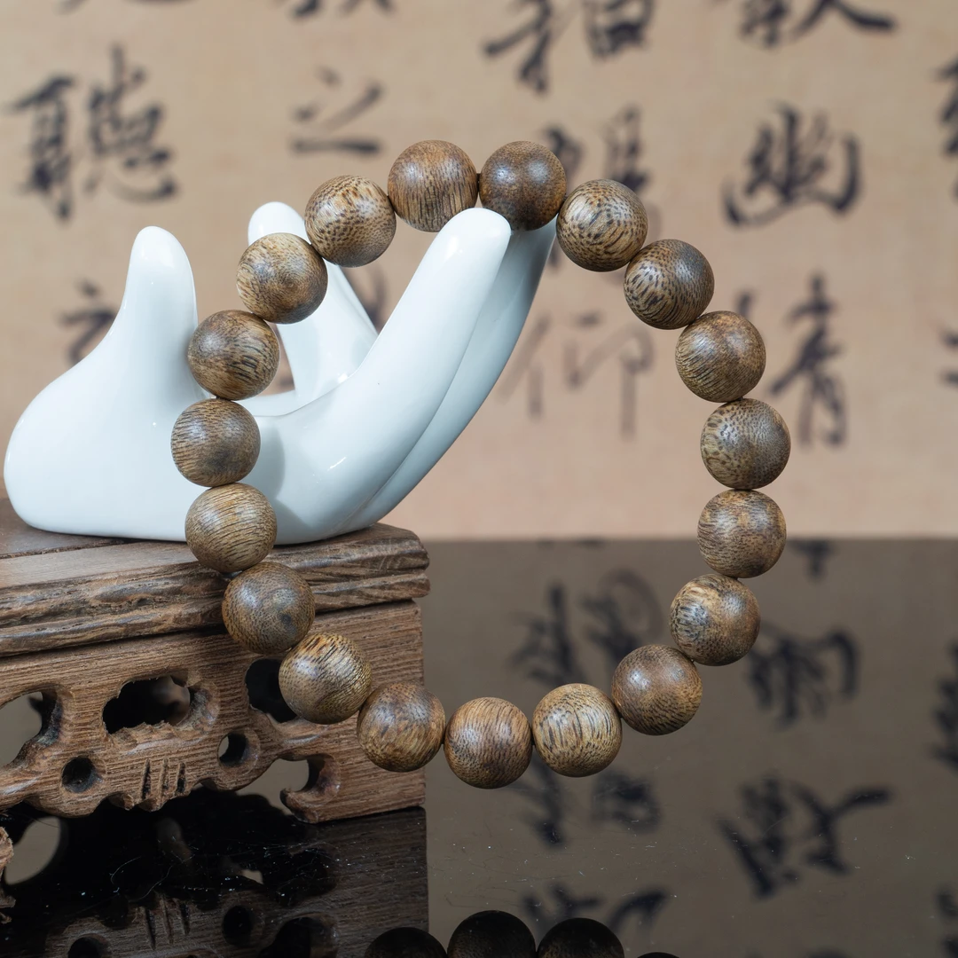 沉香海南莺歌绿奇楠1.1×19颗单圈-32011419-240625