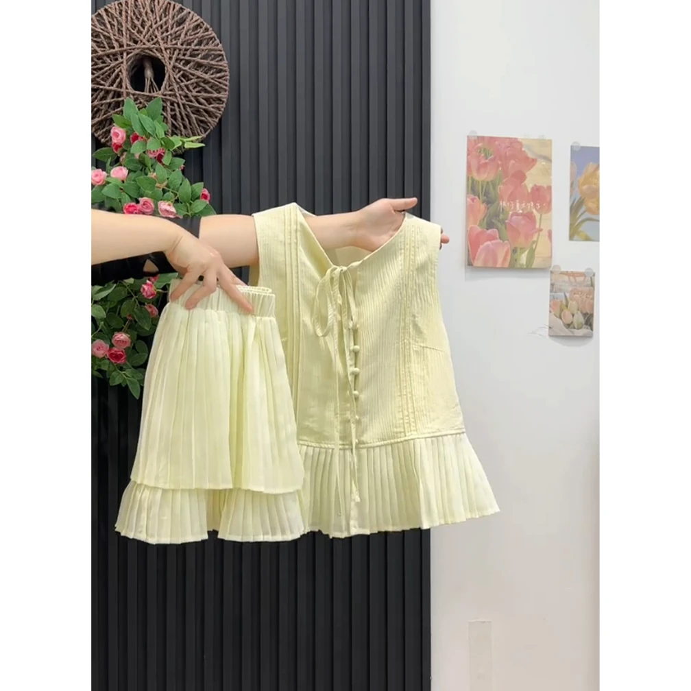 清冷轻奢时尚洋气减龄显瘦高级感无袖马甲压褶蛋糕短半身裙套装女