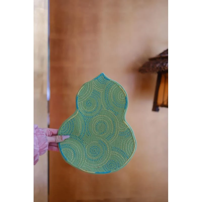 问春风 葫芦形刺子绣小茶席茶垫防水隔热泡茶垫紫色粉色刺绣30*21