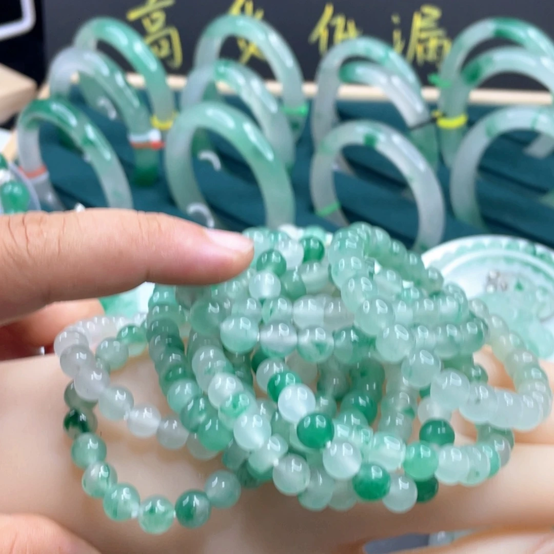 智***界石英质玉未镶嵌手串