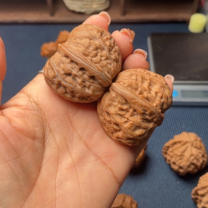 晚***花核桃42元宝全品无修