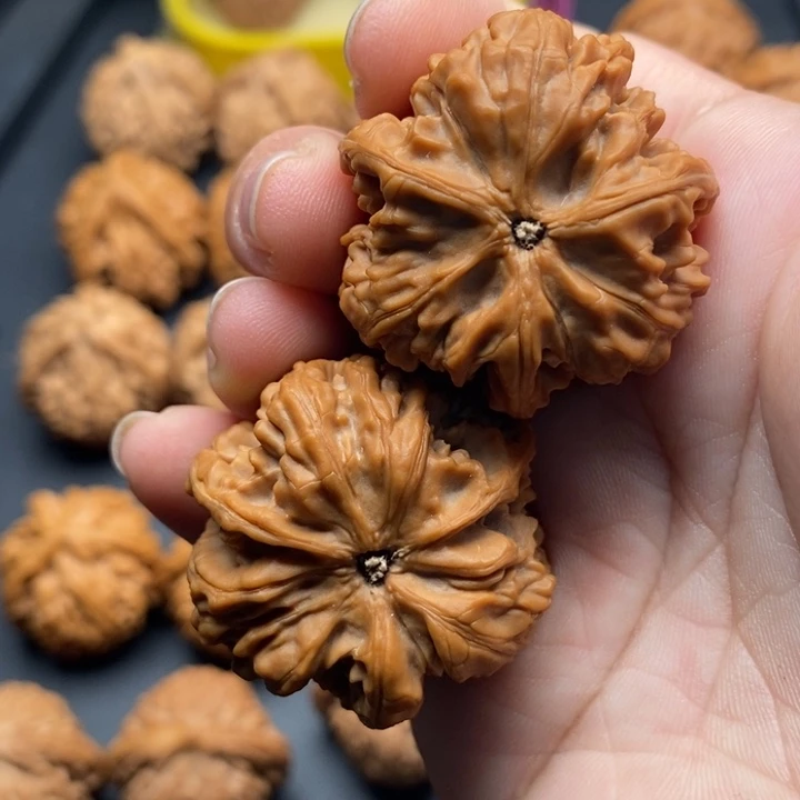 文玩核桃吊坠神**新