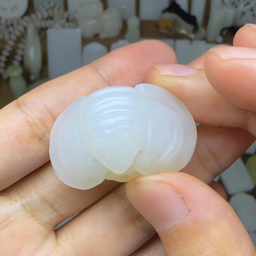 和田玉未镶嵌挂件福在眼前