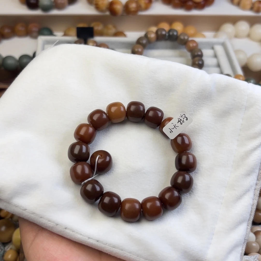 菩提根/象牙果手串人***鹅卡14