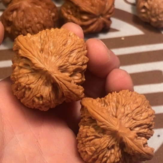 吊坠桃核全品南疆43