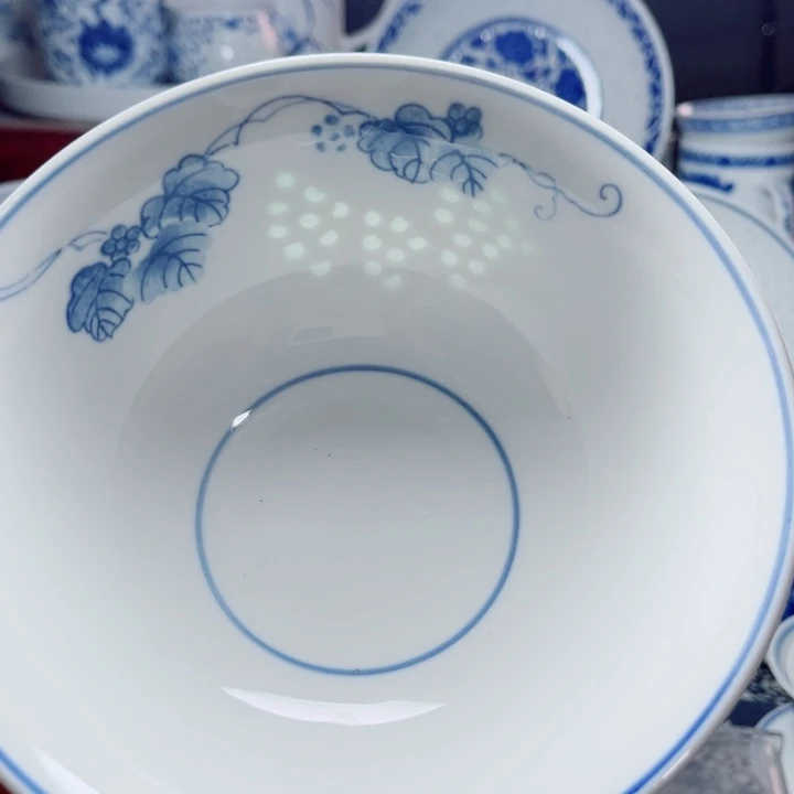 青花玲珑6寸面碗葡萄