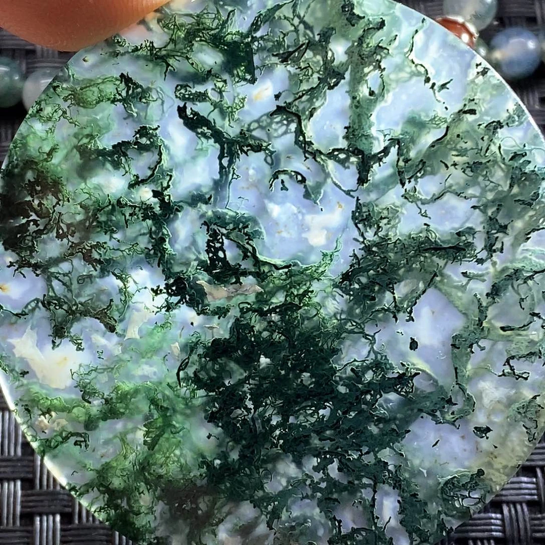 未镶嵌颈饰玛瑙/玉髓南**辕
