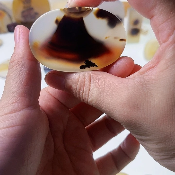 【闪购商品】玛瑙/玉髓未镶嵌珠宝半成品