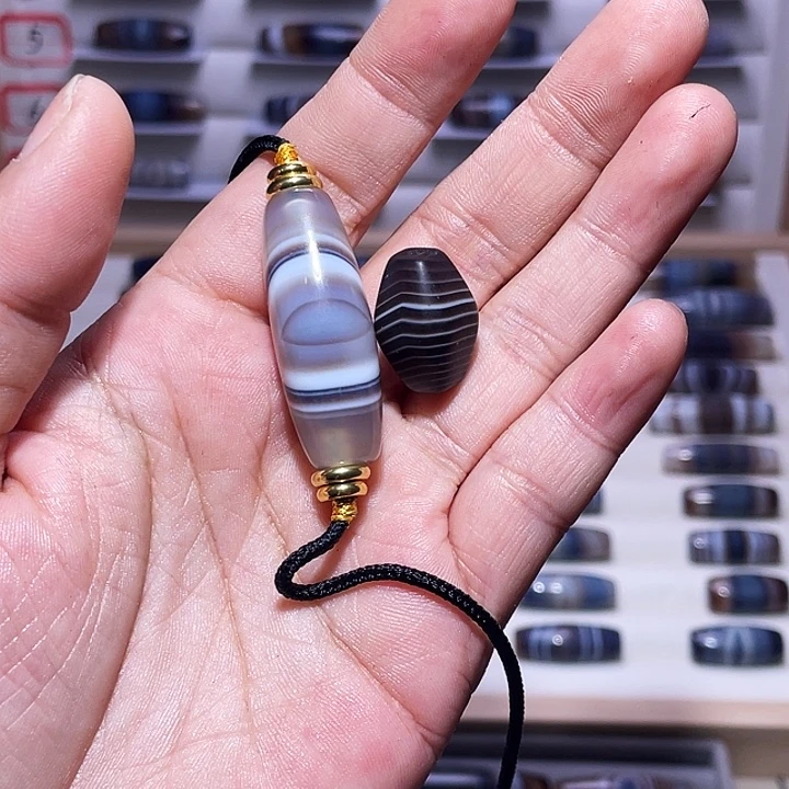 k***g玛瑙/玉髓未镶嵌颈饰