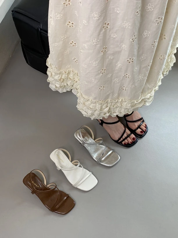 D29-6 法式方头露趾一字带罗马细带低跟凉鞋女显瘦百搭