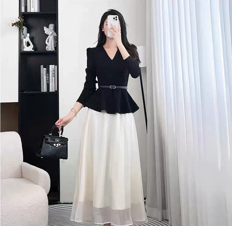大码胖MM长袖连衣裙女2025秋季新款气质高级感上衣半身长裙两件套