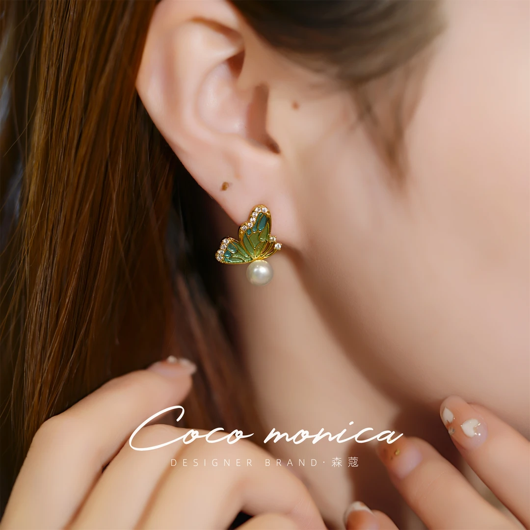 【小霞珠宝】S925银针 轻奢时尚百搭古风法式设计师耳钉WA650