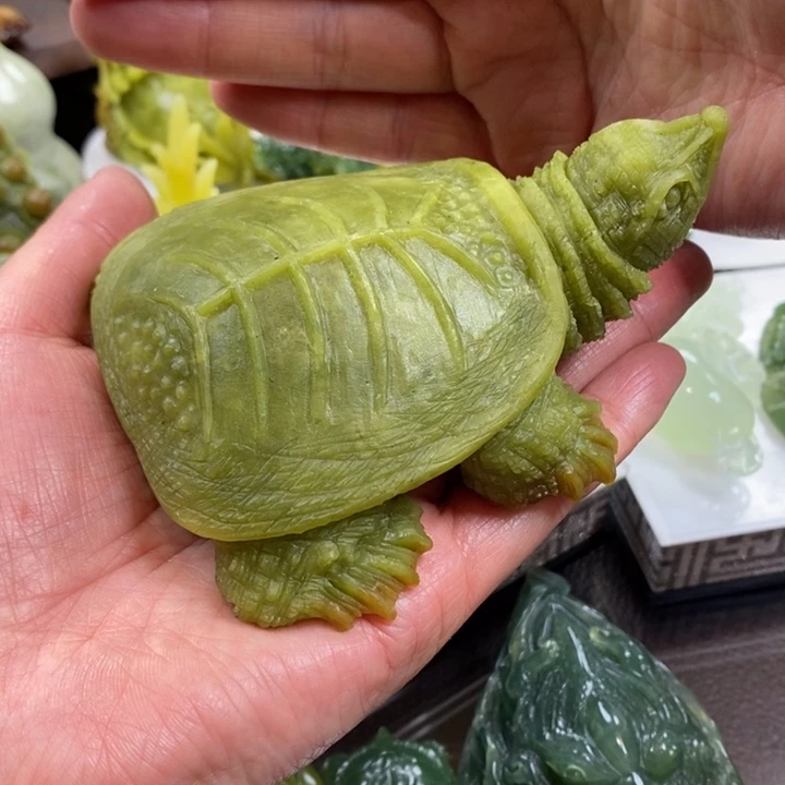 岫玉珠宝奇石未镶嵌钟*勇